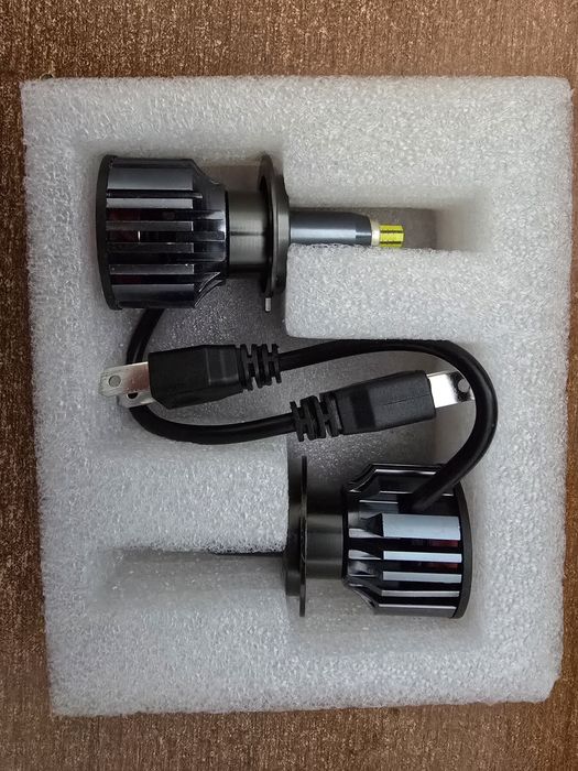 Sprzedam zaruwki LED H7