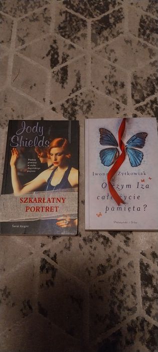 Książka. Powiesci obyczajowe