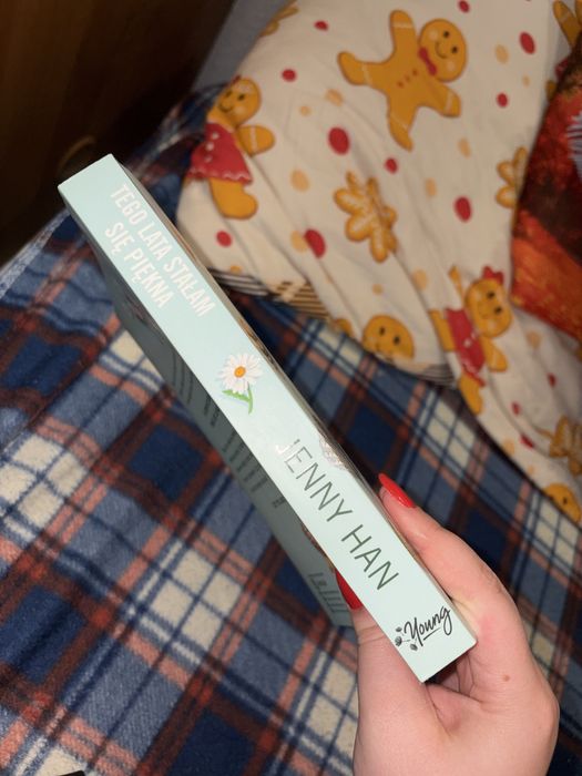 Ksiażka „Tego lata stałam sie piękna” tom1