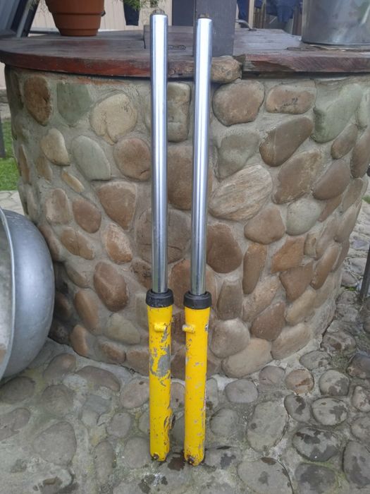 Передні пера вилки