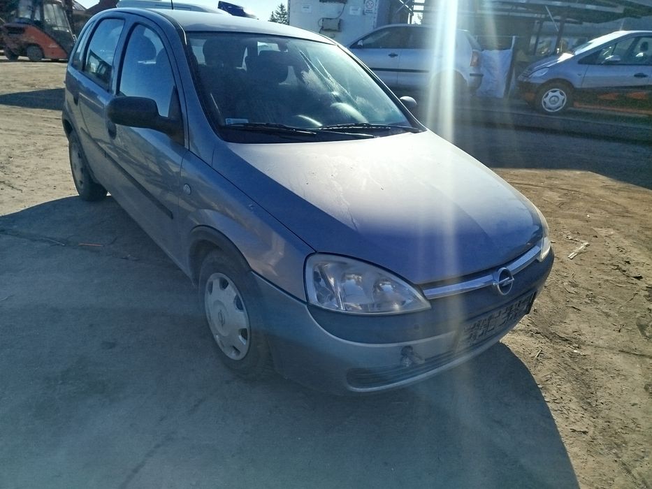 Opel Corsa C Z163 kompletny przód maska zderzak lampy pas błotniki wysyłka