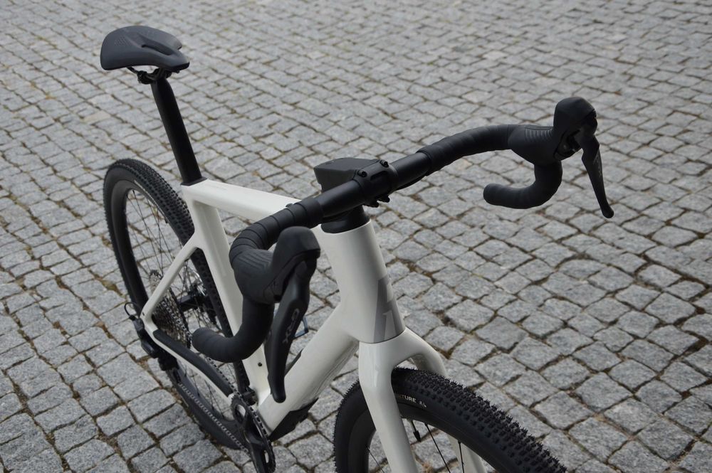 Rower Gravel Rose Backroad - Karbon / 1x12 GRX 820 - 2026 - rozmiar M/L