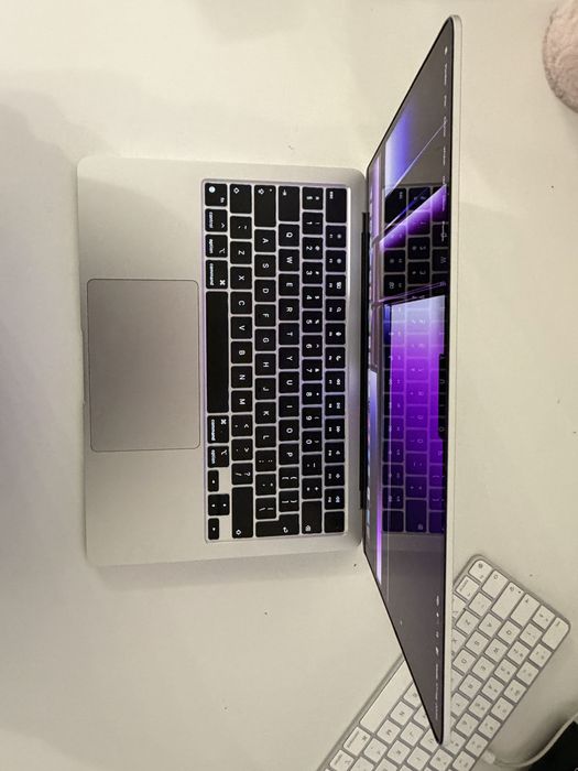 Macbook Air 13” M2 Silver 16/256gb Idealny Bateria 96%