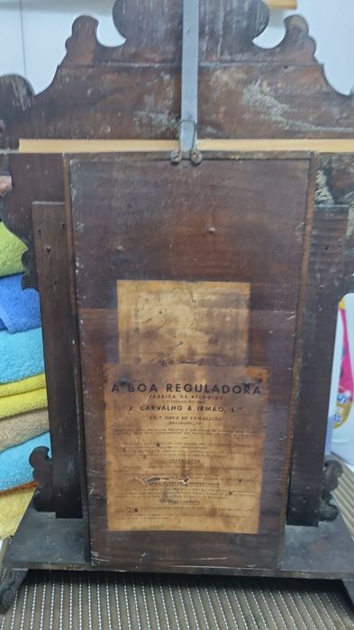 Relógio de mesa muito antigo da marca Reguladora