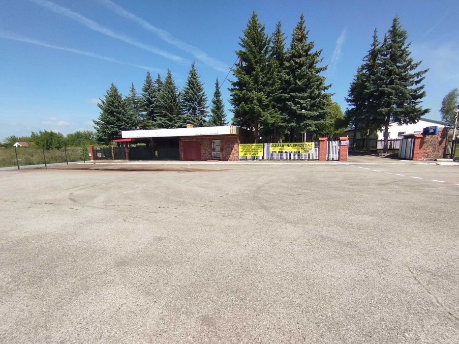 Sprzedam dom parterowy z parkingiem