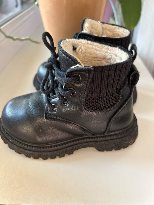 Ботінки розмір 22 устілька 13/5 см
