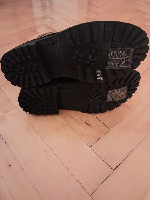 NOWE z metkami,TAHARI Buty trekingowe/trapery/botki lakierowane czarne