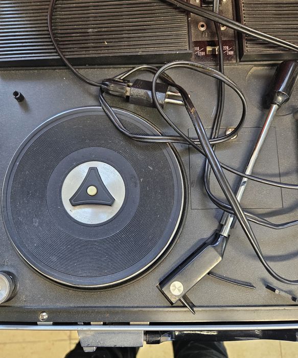 Giradisco E radio vintage