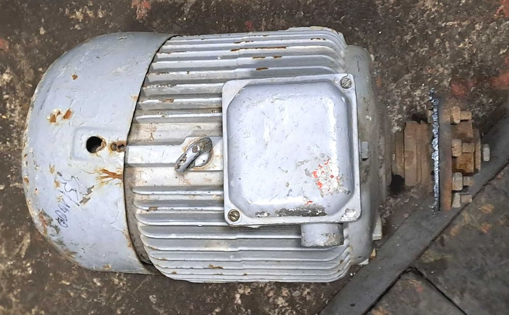Електродвигун электродвигатель 5,5 квт 950 об. 4АМ 132 S6 лапи, 380 В