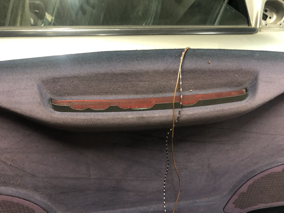 Chapeleira Mercedes W124 e W210 carro