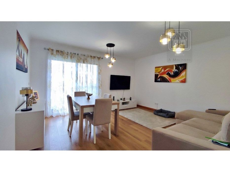 Venda De Apartamento T2 Com Varanda E Vista Mar - Quintas Do Mar, R...