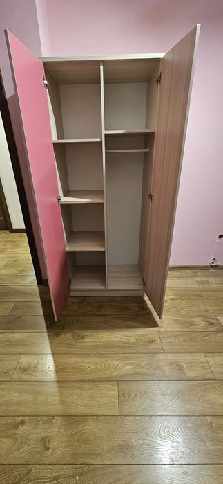 Szafa do pokoju dziecięcego