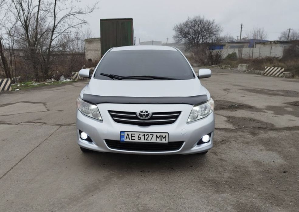Продам TOYOTA Corolla