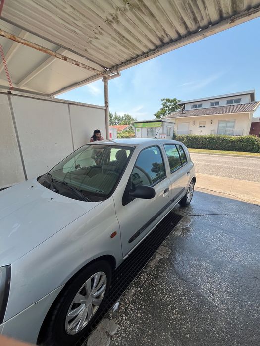 Carros Clio 2002