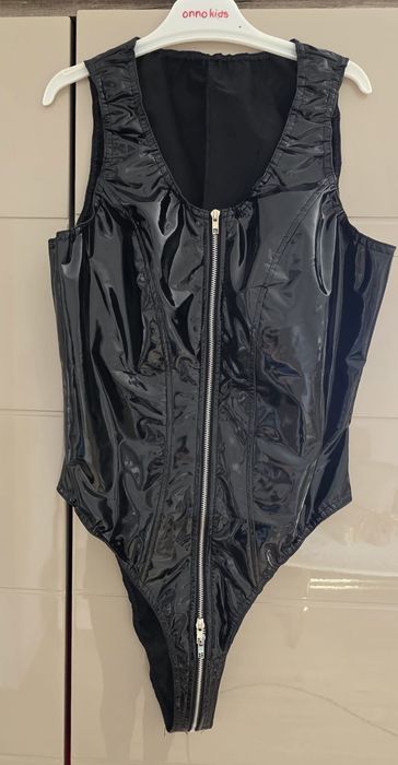 Lakierowane Body sexy