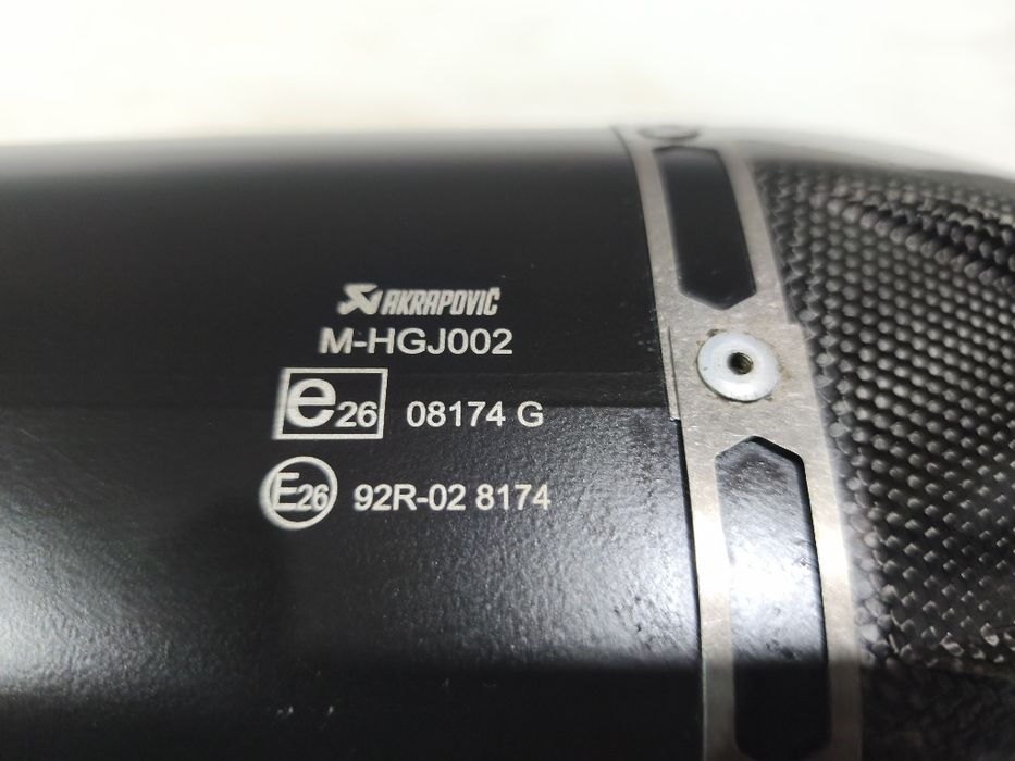 Akrapovic  Exhaust  black Yamaha Tenere 700 * ( OFERTA DO ENVIO )