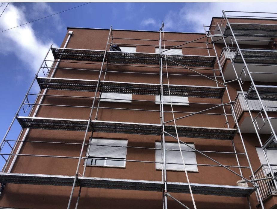 Fazemos obras de isolamento térmico e gerais