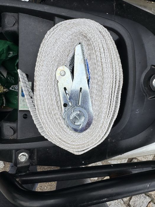 cinta de amarração com catraca e tem 6 metros