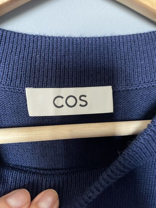 Джемпер COS p. L 100% шерсть. Синий.