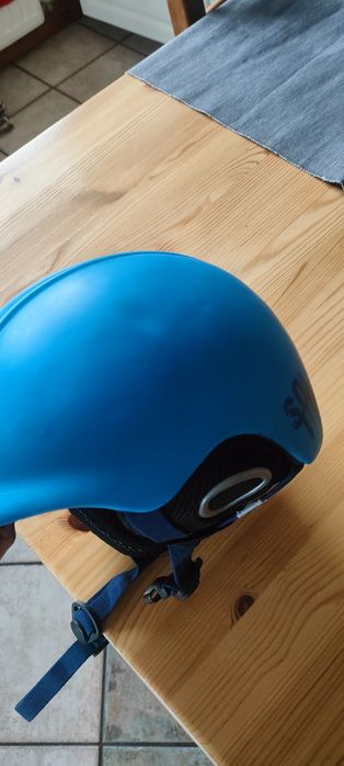 Kask na narty niebieski