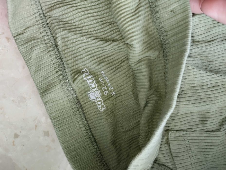 Cienkie spodnie r. 92