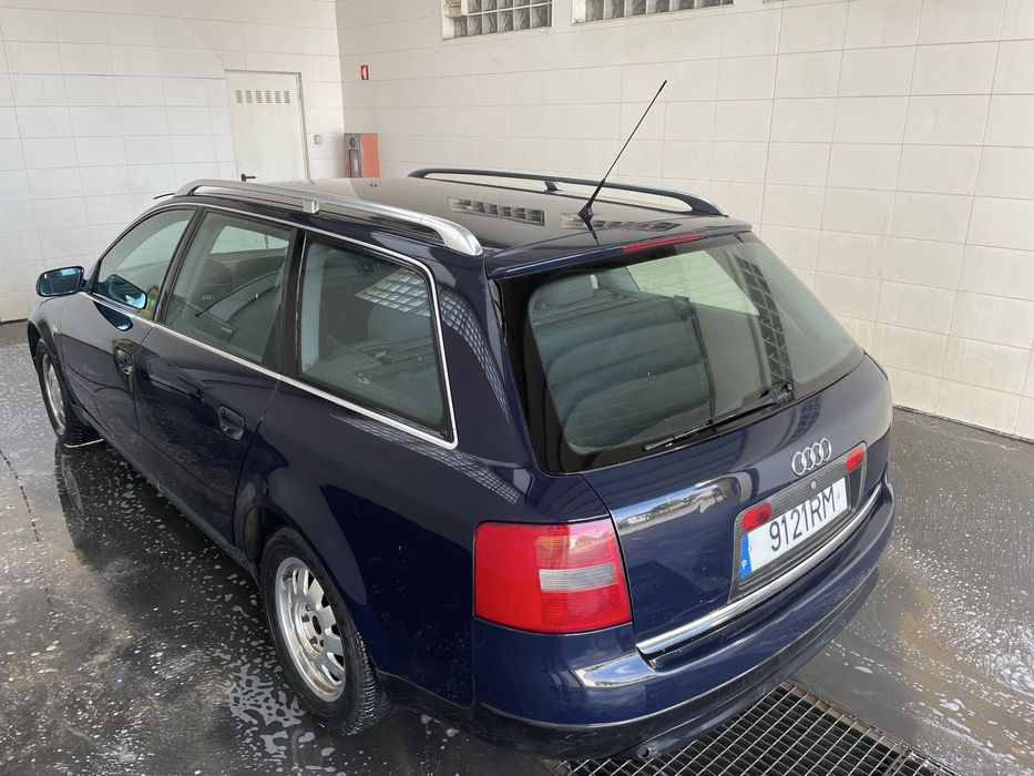 Audi A6 Avant 2.5 V6 TDI | Troco por motociclo