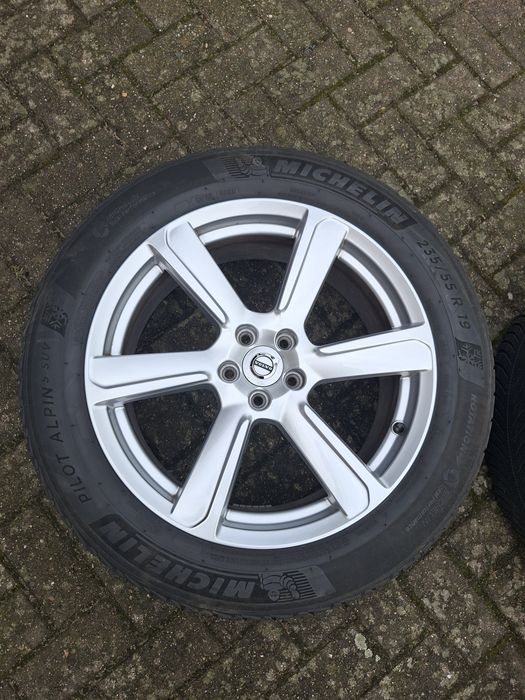 Koła Volvo 19" 5x108 Opony zimowe 235/55/19