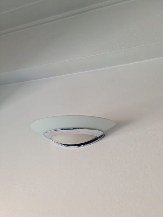 Aplique cromado e vidro