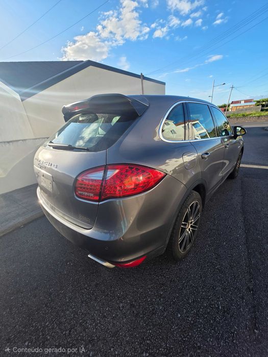 Porsche Cayenne S E-Hybrid