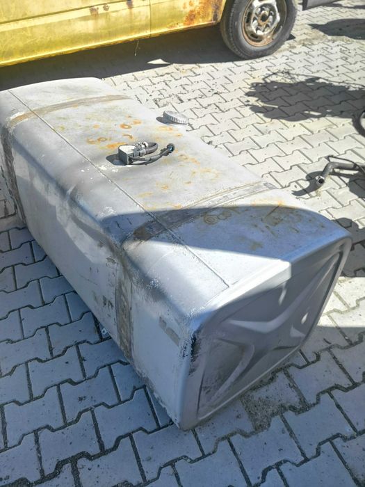 aluminiowy zbiornik paliwa 600l man