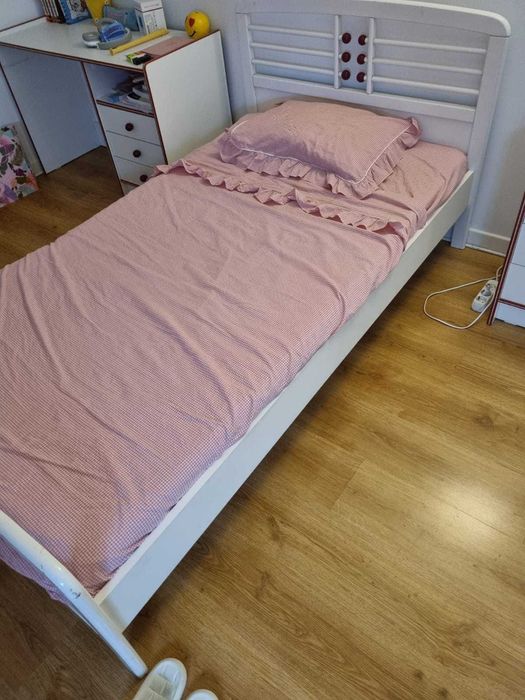 Conjunto Completo de Móveis de Quarto