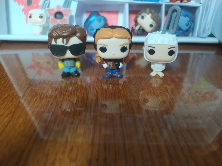 Фігурки дивні дива kinder JOY