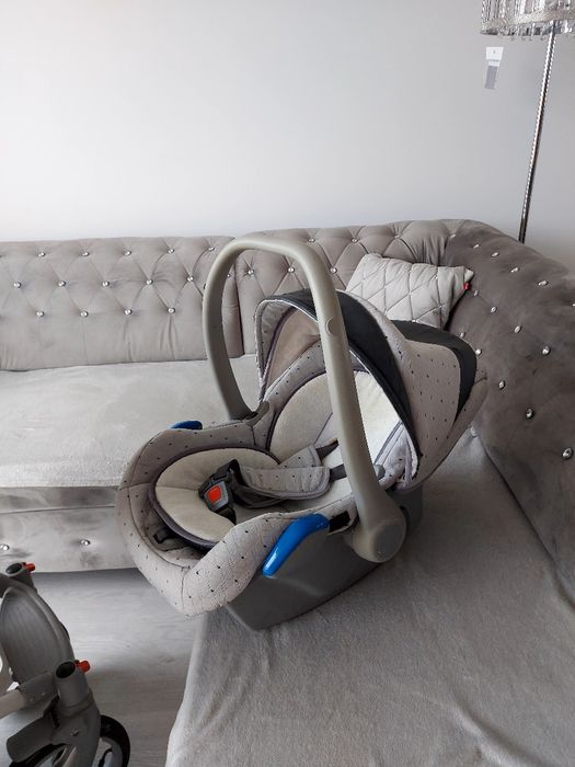 Wozek 3w1 4w1 siwy szary uniwersalny camarelo Avenger r