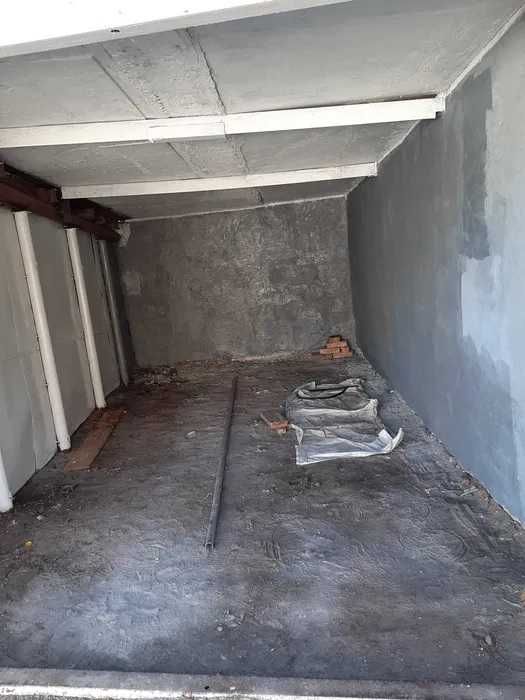 Продам гараж Одесса (Пересыпский мост, ул. Балковская 2).