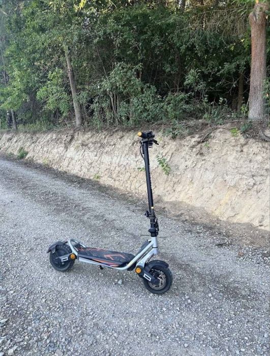 Hulajnoga elektryczna kukirin A1