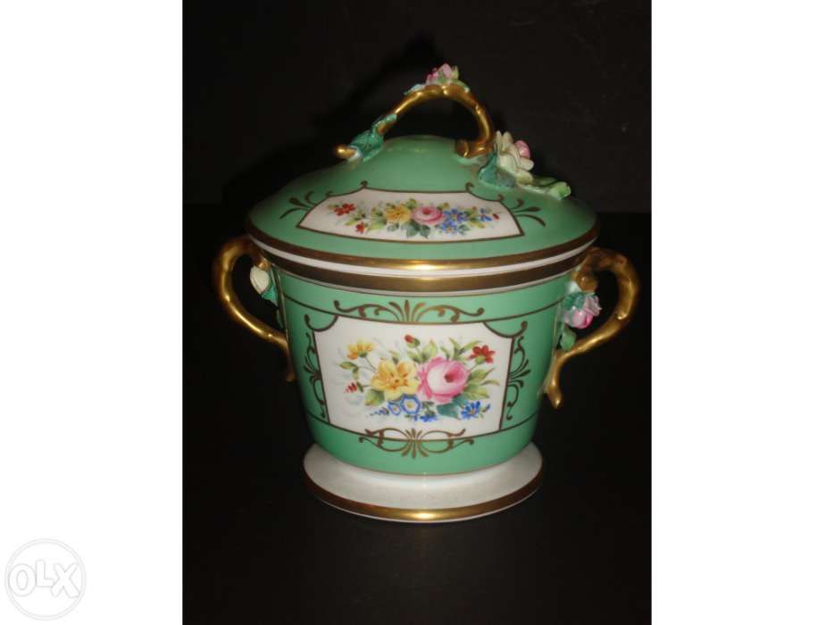 Grupo escultórico Chapins, Vista-Alegre