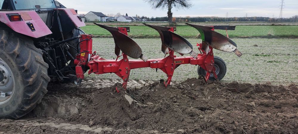 Pług obrotowy 3 skobowy Krone MUSTANG 120/3