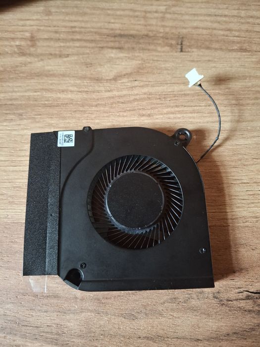 Продам Вентилятор (кулер) для ноутбука ACER NITRO 5 AN517-52, AN515-44, AN515-55, (GPU FAN), 4pin (23.Q7KN2.002)