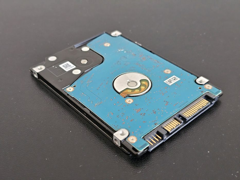Toshiba MQ01ACF032 wewnętrzny dysk twardy 320 GB