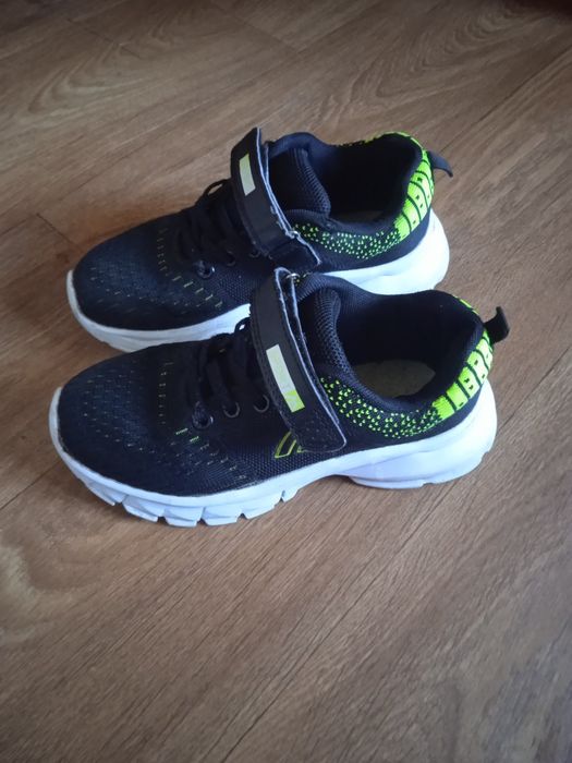 Резинові чоботи для хлопчика утеплені