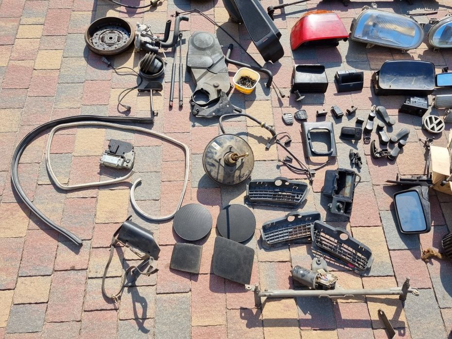 Części VW5 Golf 3 skrzynia 1.6 aft, sprzęgło, klamki, lampy