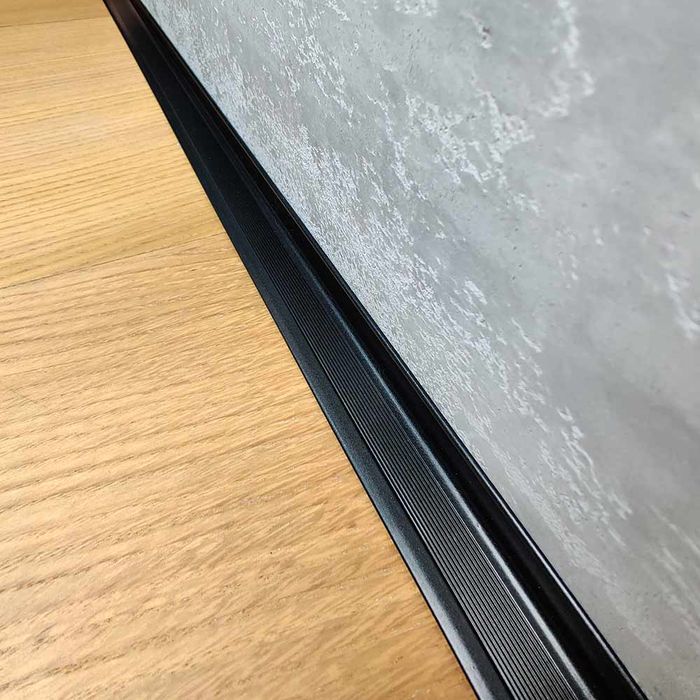 Алюмінієвий плінтус 30/40/60/80/100мм 150грн/м/пог.