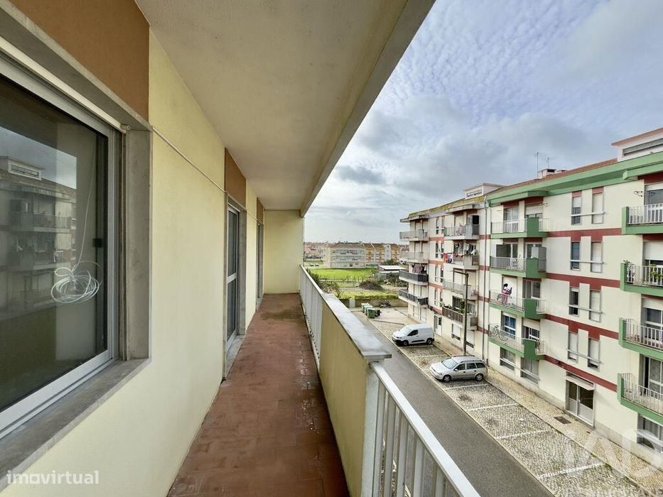 Apartamento T3 em Samora Correia de 86 m2