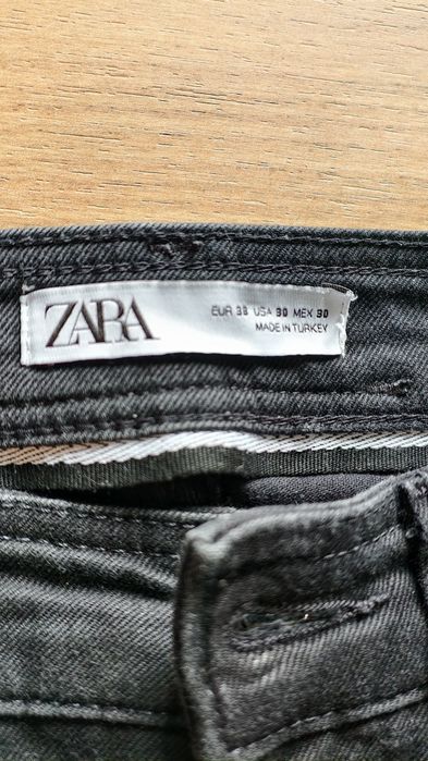 Spodnie męskie ZARA 38