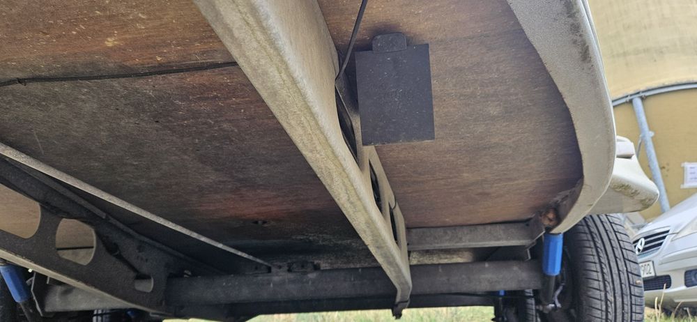 Przyczepa konna na 2 konie 2000kg zarejestrowana