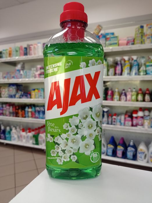 Płyn do podłóg Ajax z Niemiec niemiecki