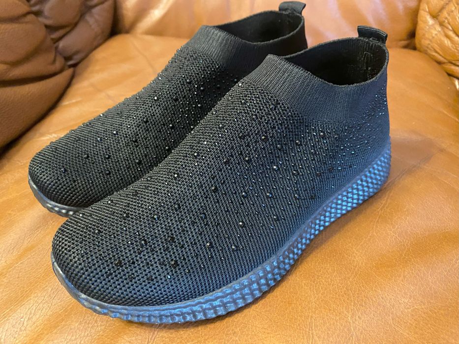 Ténis Novos nº36 e nº37 (vários modelos)