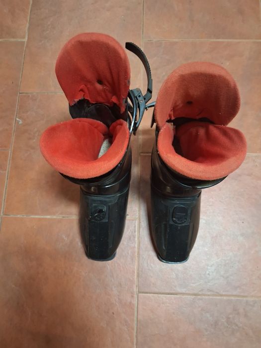 Botas de neve com cano medio