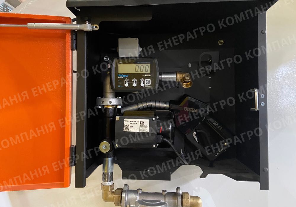 Резервуар ДП дизельна бочка под топливо заправка Міні АЗС блокпункт