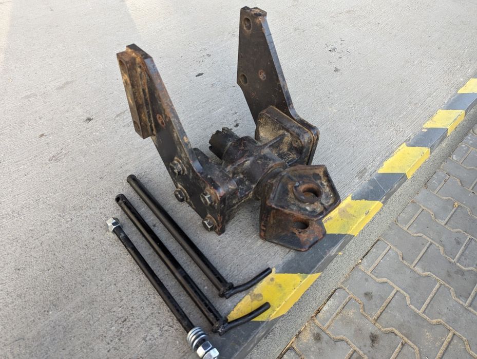 Форкоп МТЗ 1025 1221 1523 Фаркоп МТЗ сцепка Навеска МТЗ Вінт розкоси